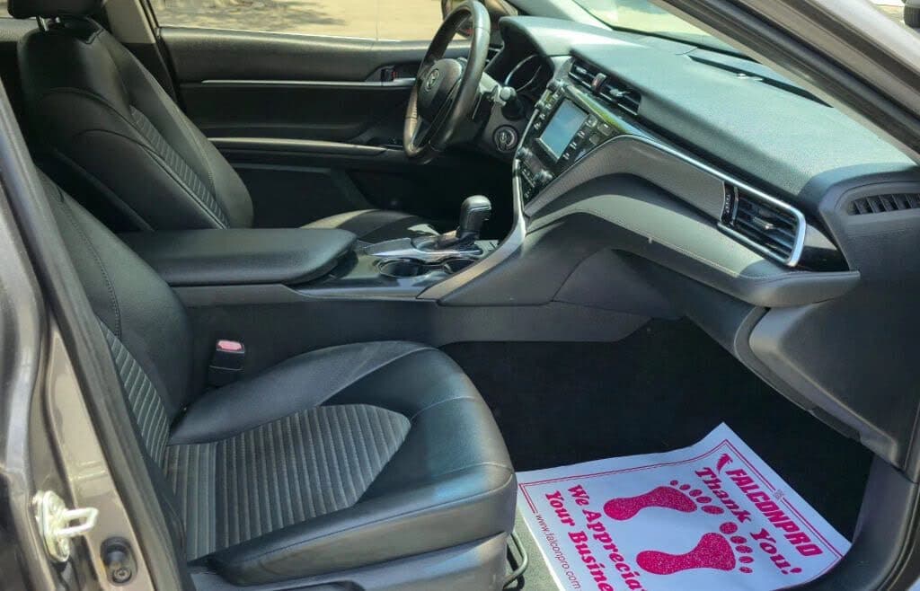 Toyota Camry 2010 image 1