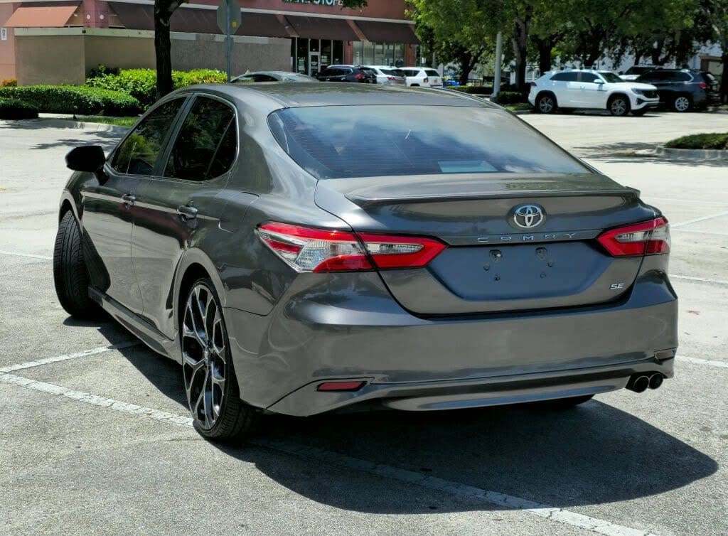 Toyota Camry 2010 image 5