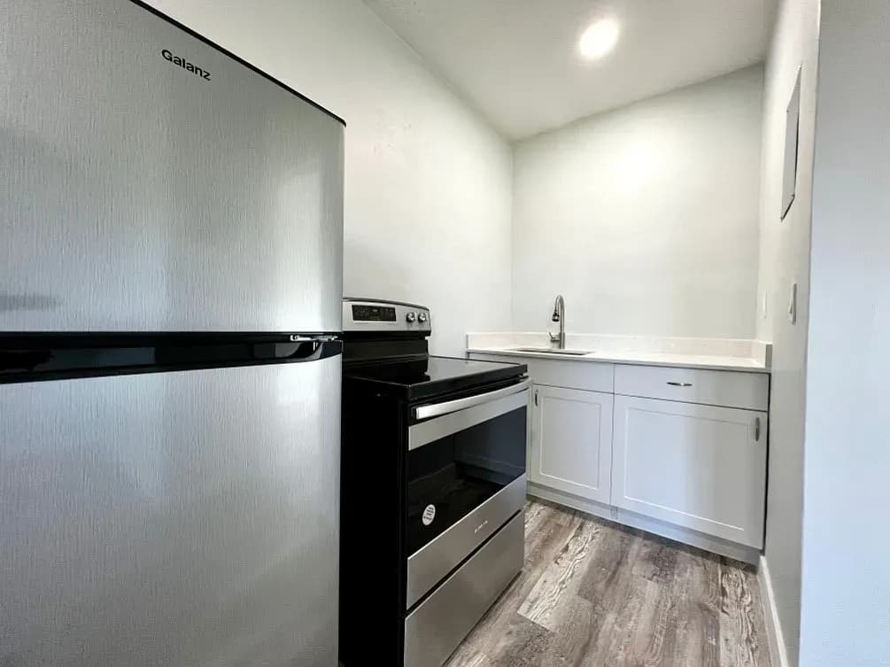 Квартира 1 2 58 m² image 0