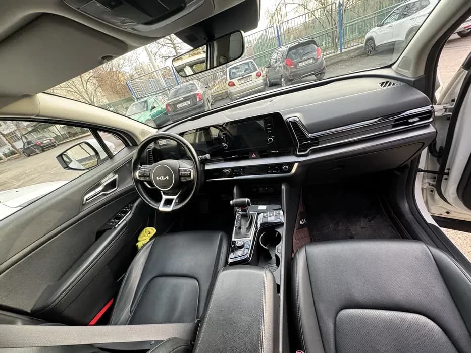 Kia Sportage image 2