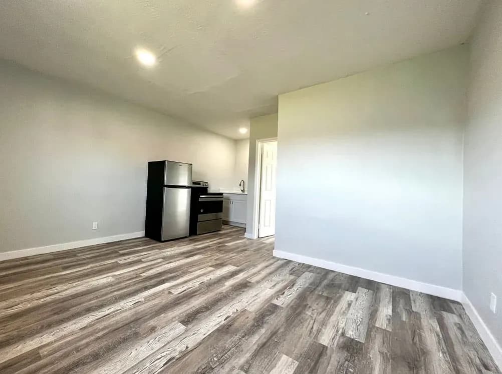Квартира 1 2 58 m² image 1