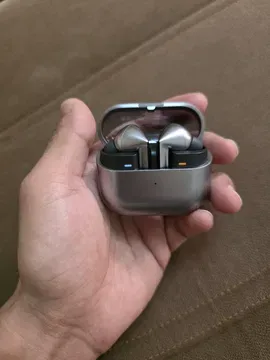 Samsung buds 3 pro image 1