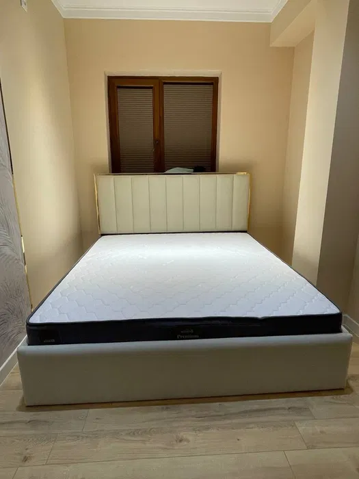 Кровать мягкая для спальни image 1