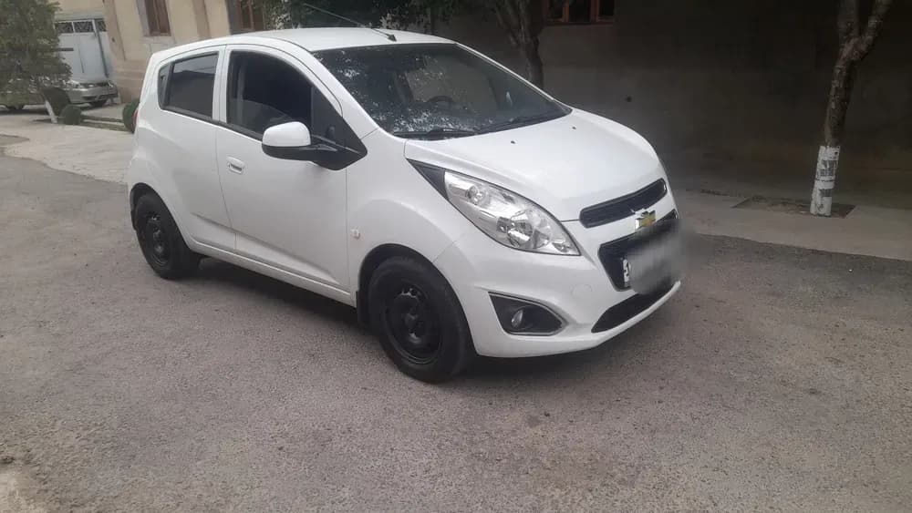 Chevrolet Spark 2015 used image 0