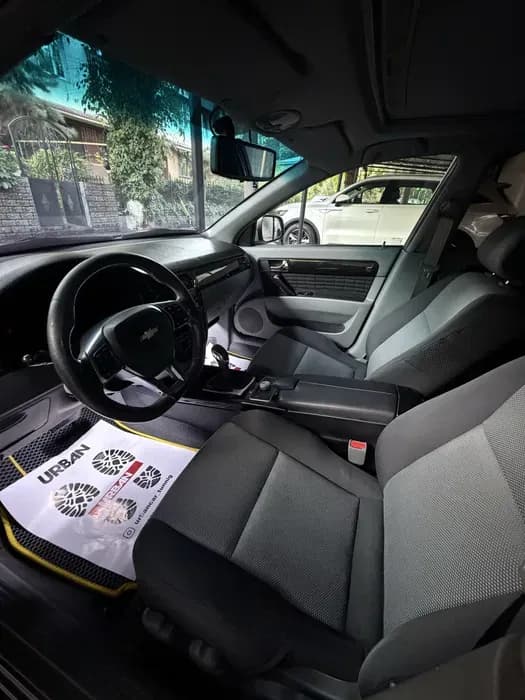 Chevrolet Gentra 2016 used image 3