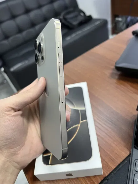 Iphone 16 pro max 256 image 2