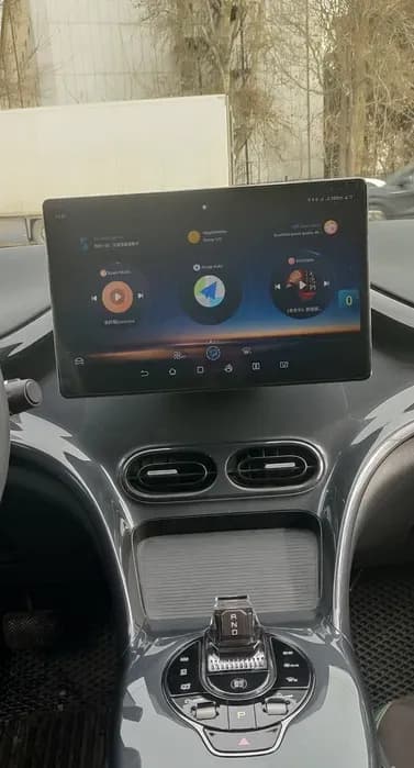 BYD E2 image 1
