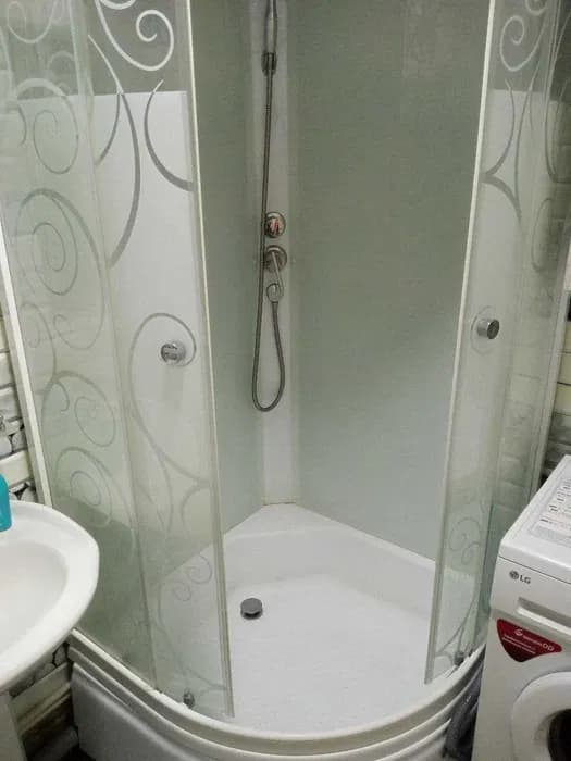 Комната в двухкомнатной квартире image 5