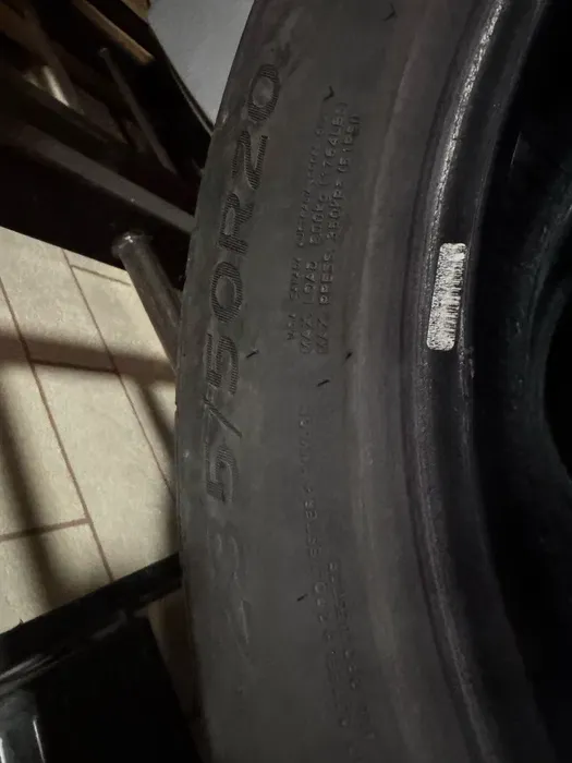 Шины Volkswagen ID.6 265/45R20 235/50R20 image 1
