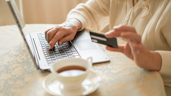 Blog card: Is it worth sending a prepayment or deposit for a product?