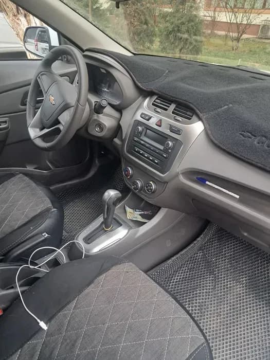 Chevrolet Cobalt 2024 used 3 Chevrolet Cobalt 2024 used image 3