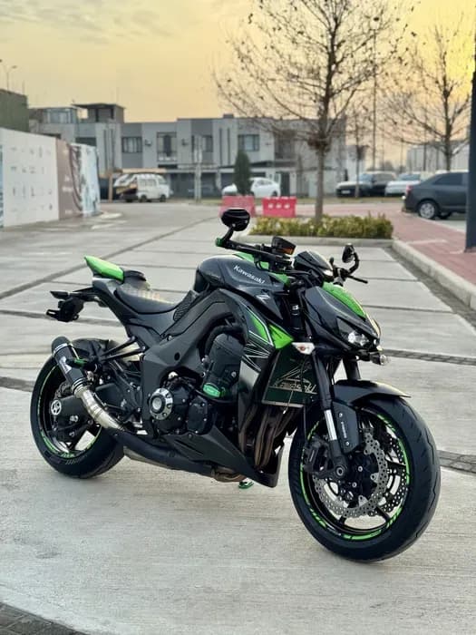 Kawasaki Z1000 0 Kawasaki Z1000 image 0