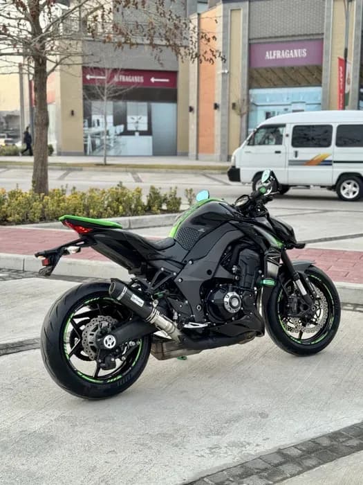 Kawasaki Z1000 1 Kawasaki Z1000 image 1