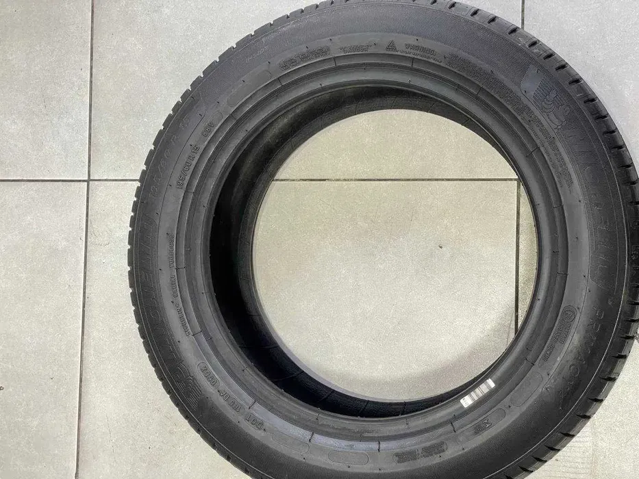 Michelin 195/60R15 image 1