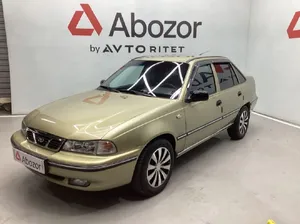 Daewoo Nexia image 2 blur bg