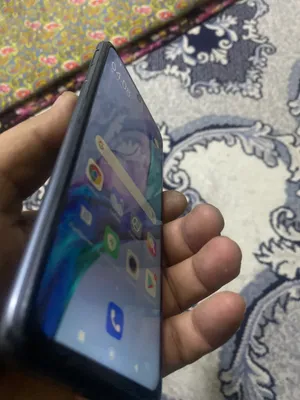 Redmi Note 11 image 2 blur bg