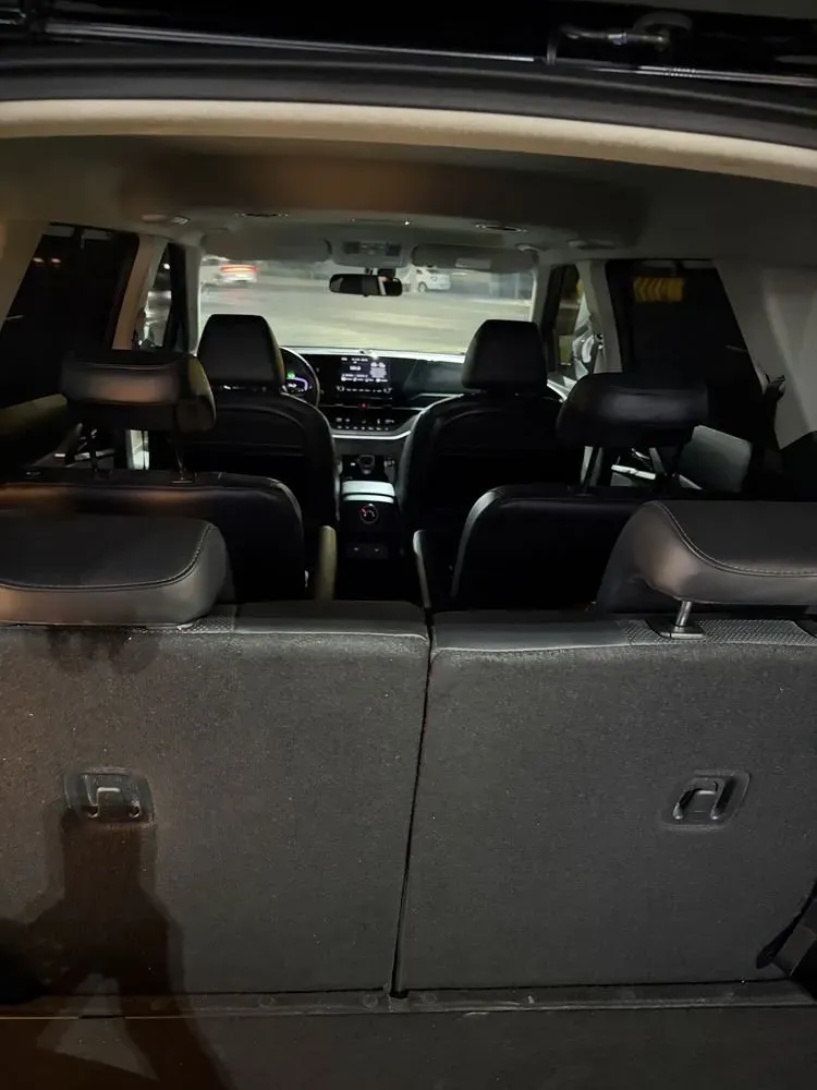 Kia Carens image 5