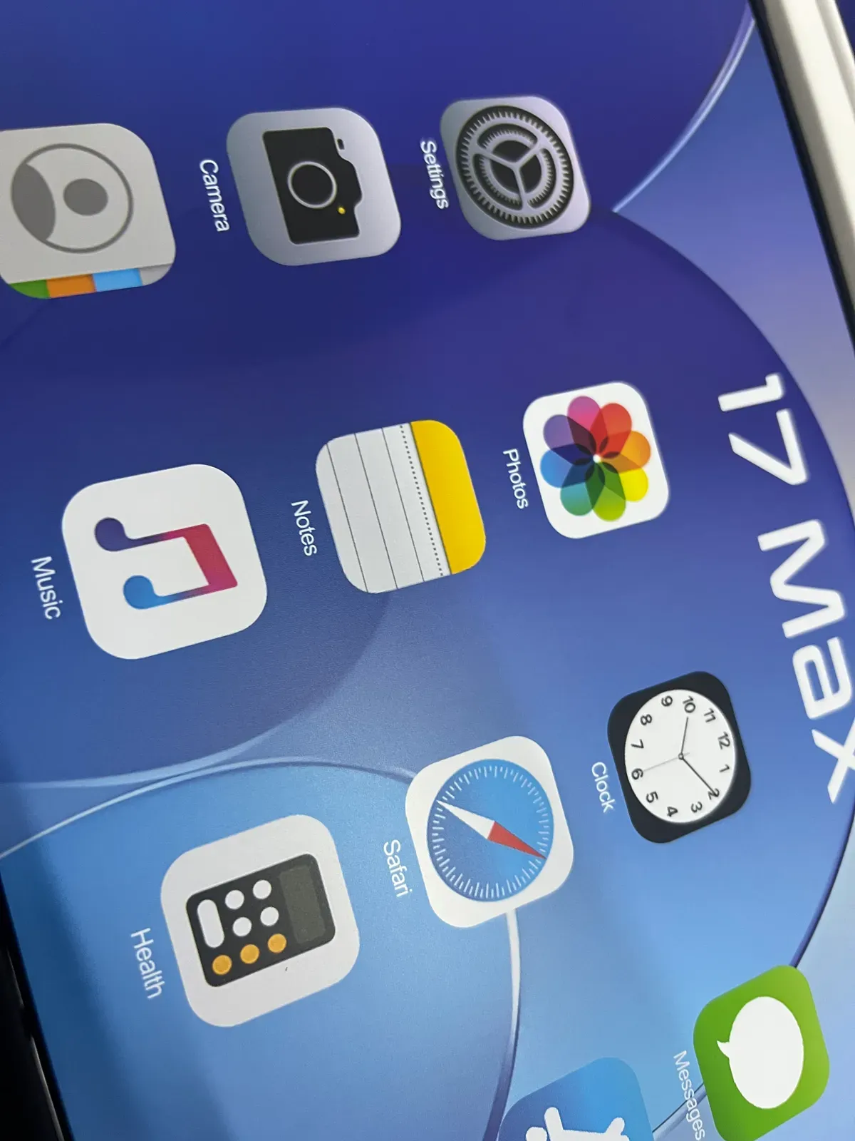 Tablet 17 Max image 1