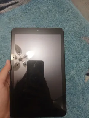 Samsung Galaxy Tab A 8.0 image 0 blur bg
