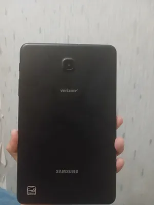 Samsung Galaxy Tab A 8.0 image 1 blur bg