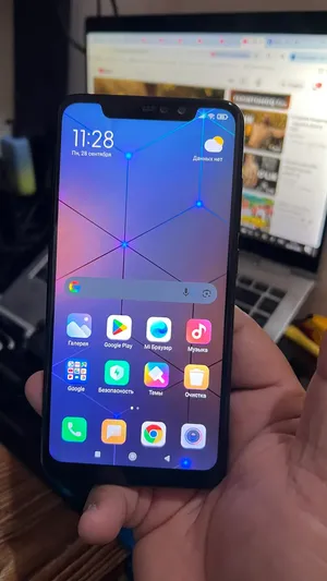 Redmi Note 6 Pro image 2 blur bg