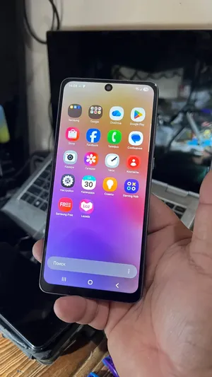 Samsung Galaxy A73 5G image 1 blur bg