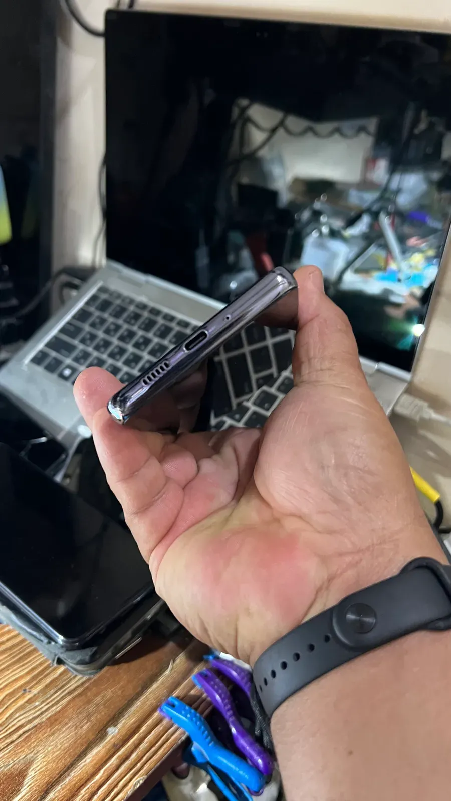 Samsung Galaxy A73 5G image 3