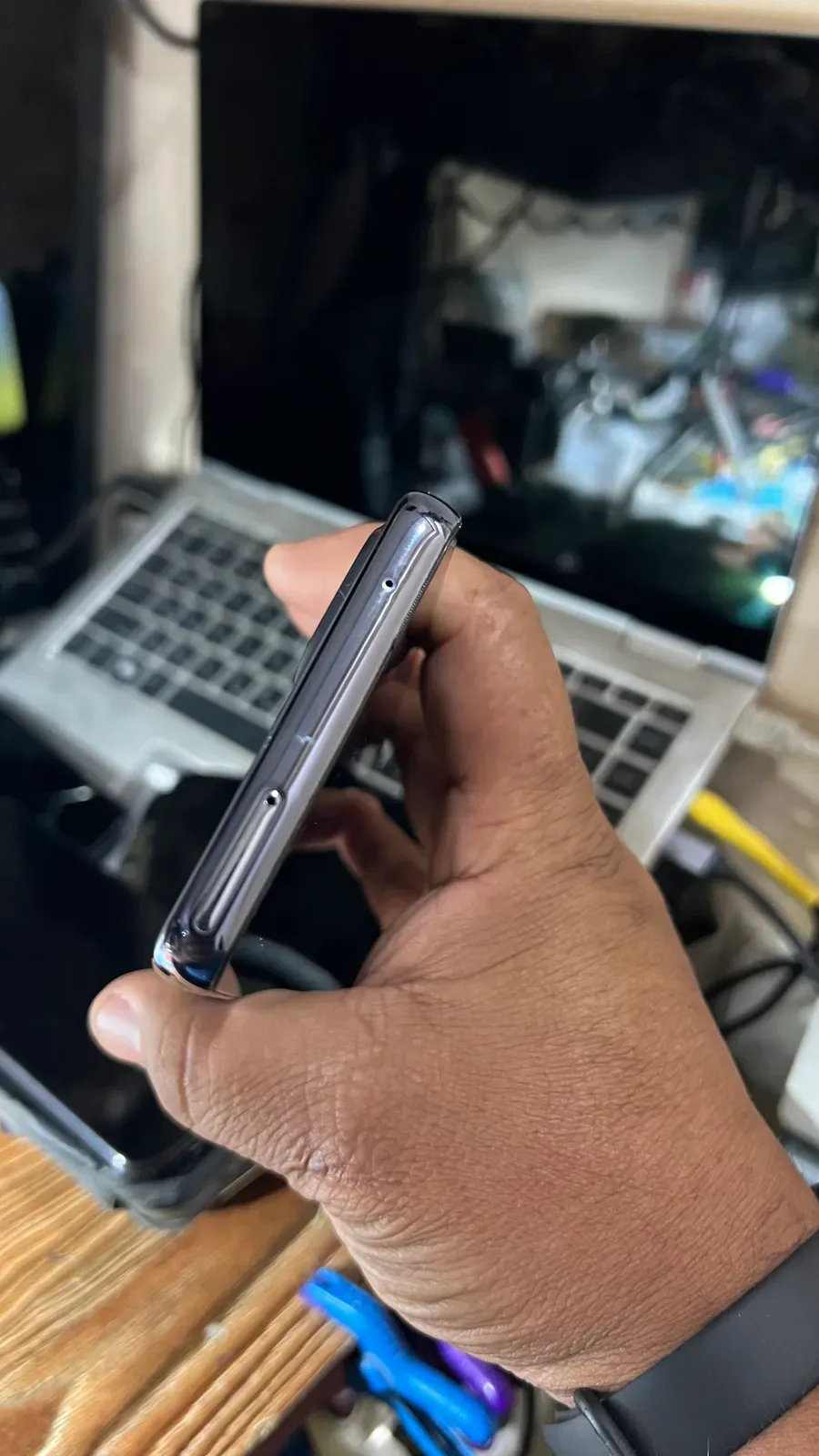 Samsung Galaxy A73 5G image 4
