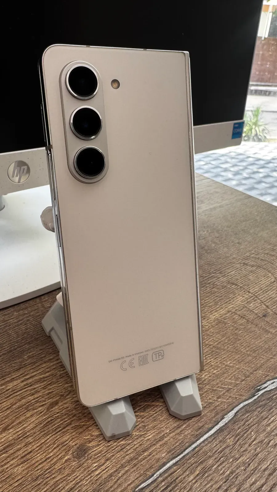 Samsung Galaxy Z Fold5 image 3