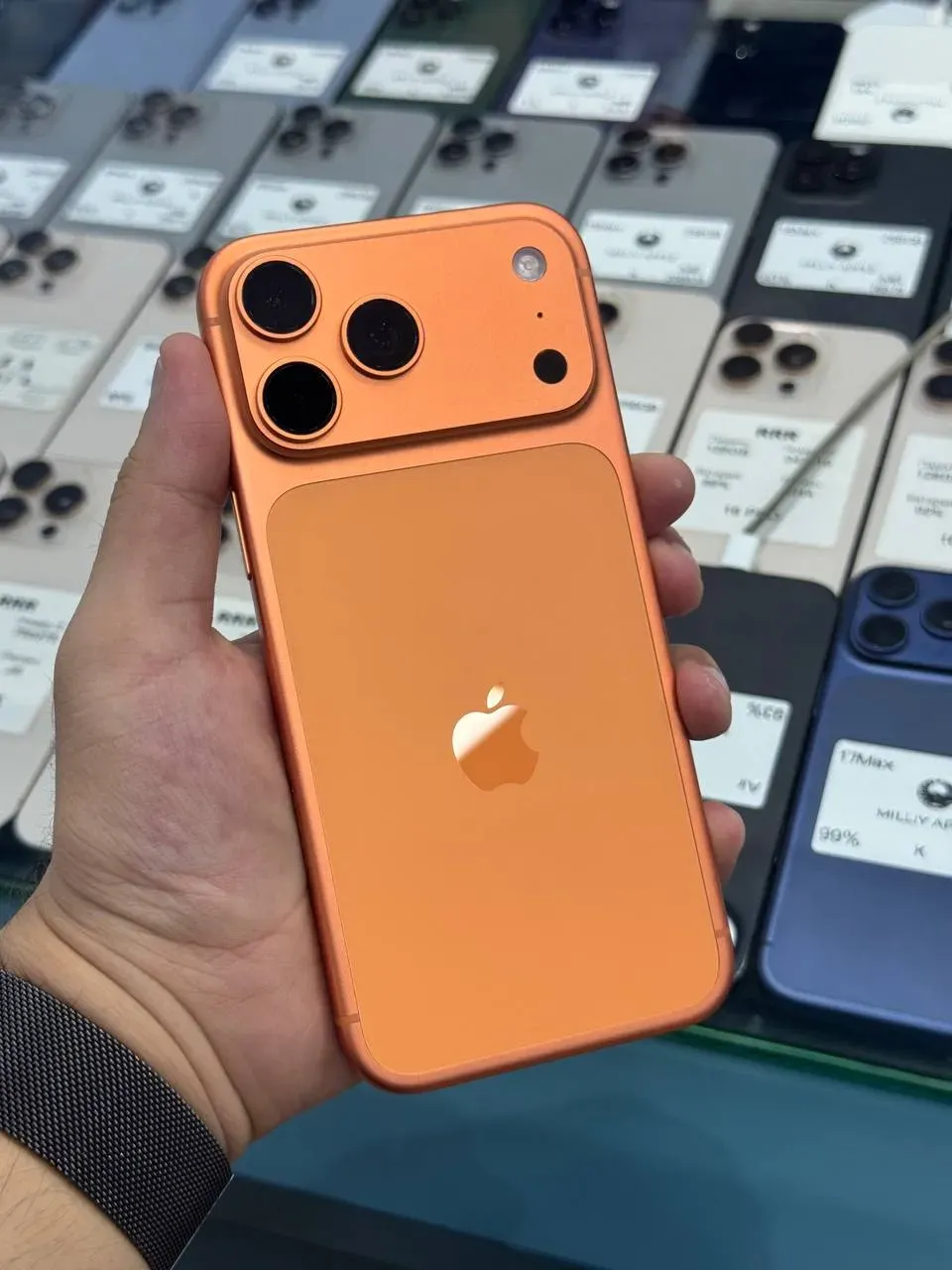 Apple iPhone 17 Pro Max image 0
