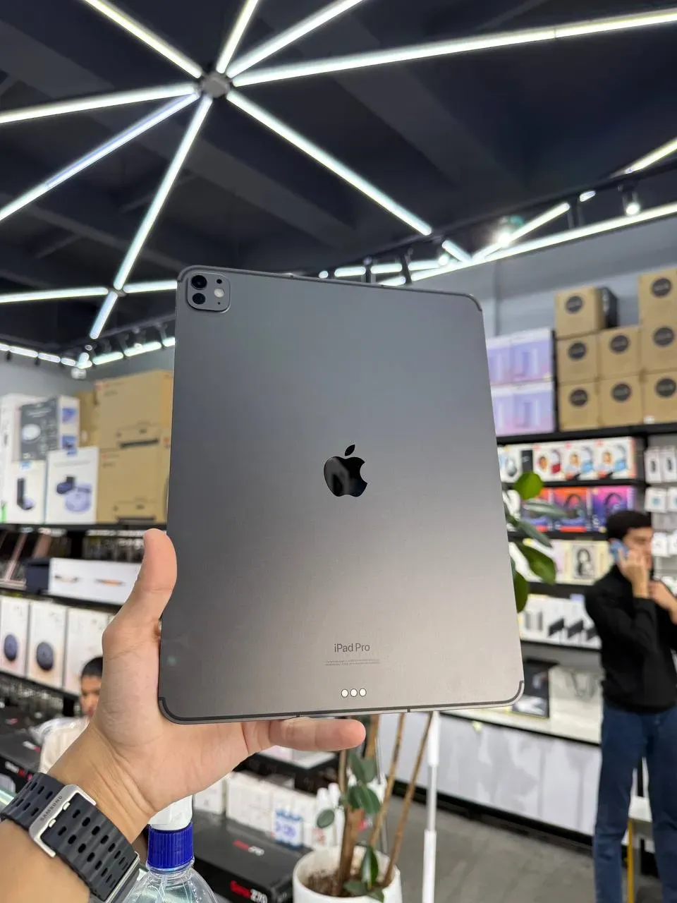 Apple iPad Pro 13 (M4) 0 Apple iPad Pro 13 (M4) image 0