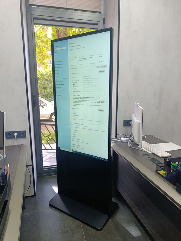 Технология сенсора Info Kiosk Android / Windows Сенсорный дисплей blur bg