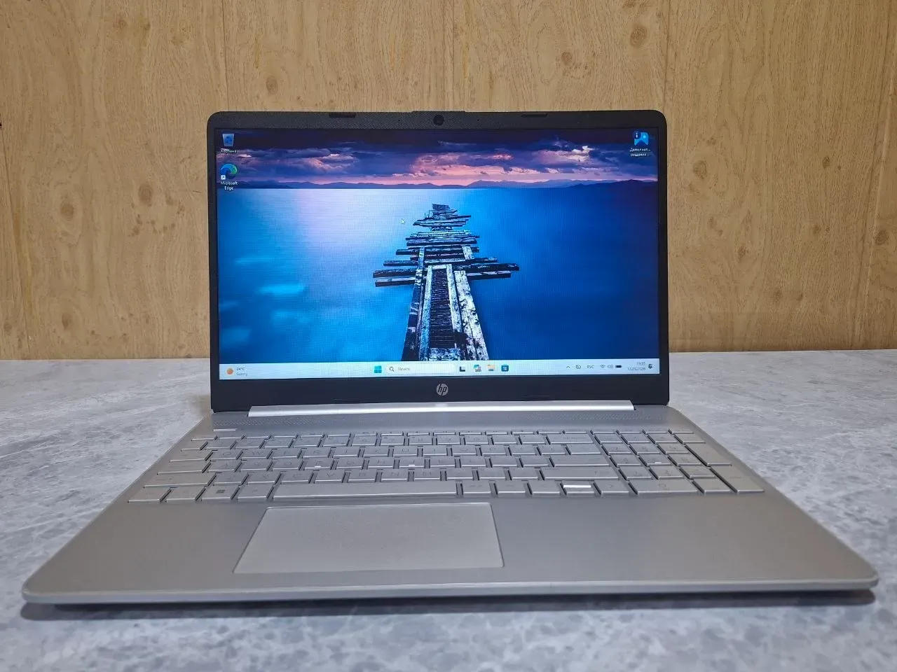 HP Laptop 1 HP Laptop image 1