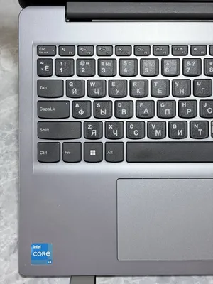 Ноутбук Lenovo V15 image 1 blur bg