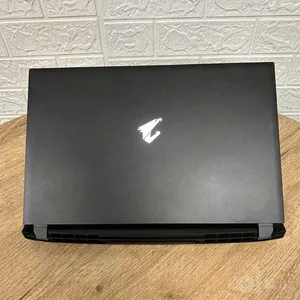 Игровой ноутбук Gigabyte AORUS 5, RTX 3070, 32GB image 1 blur bg