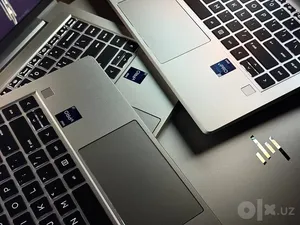 HP EliteBook 640 G9 Core i7, premium toifadagi noutbuk image 4 blur bg