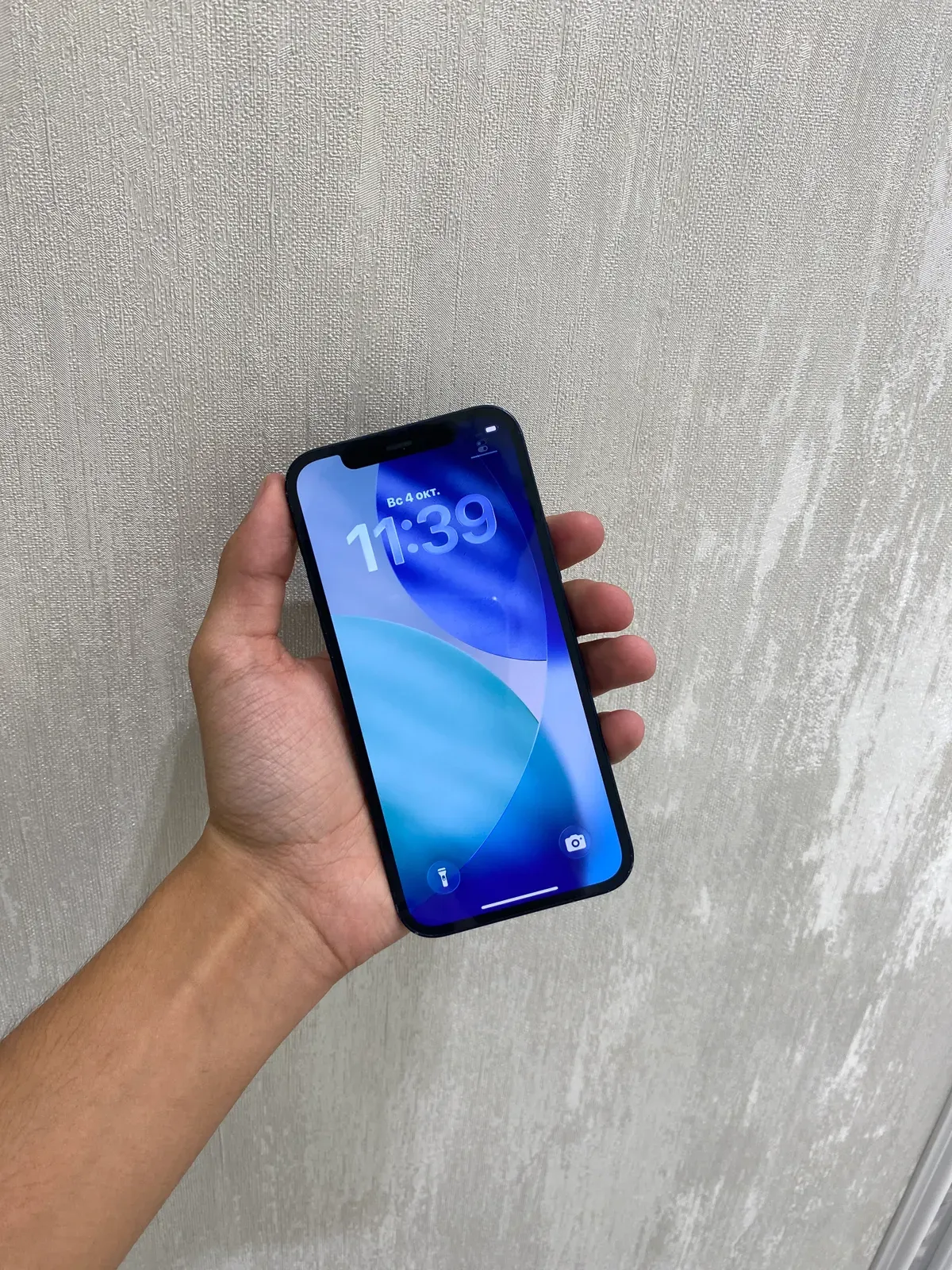 iPhone 12 64GB image 0