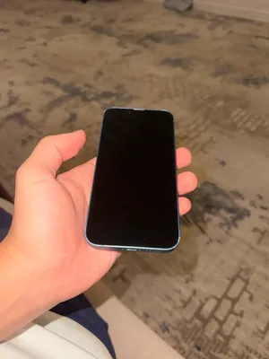 iPhone 13 256GB image 1 blur bg