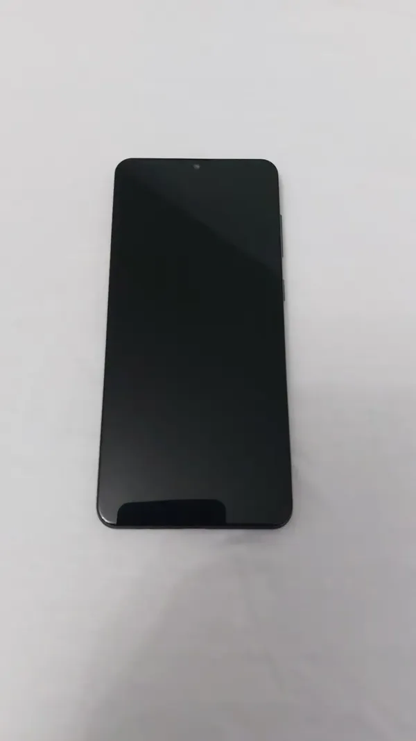 Samsung Galaxy A31 blur bg