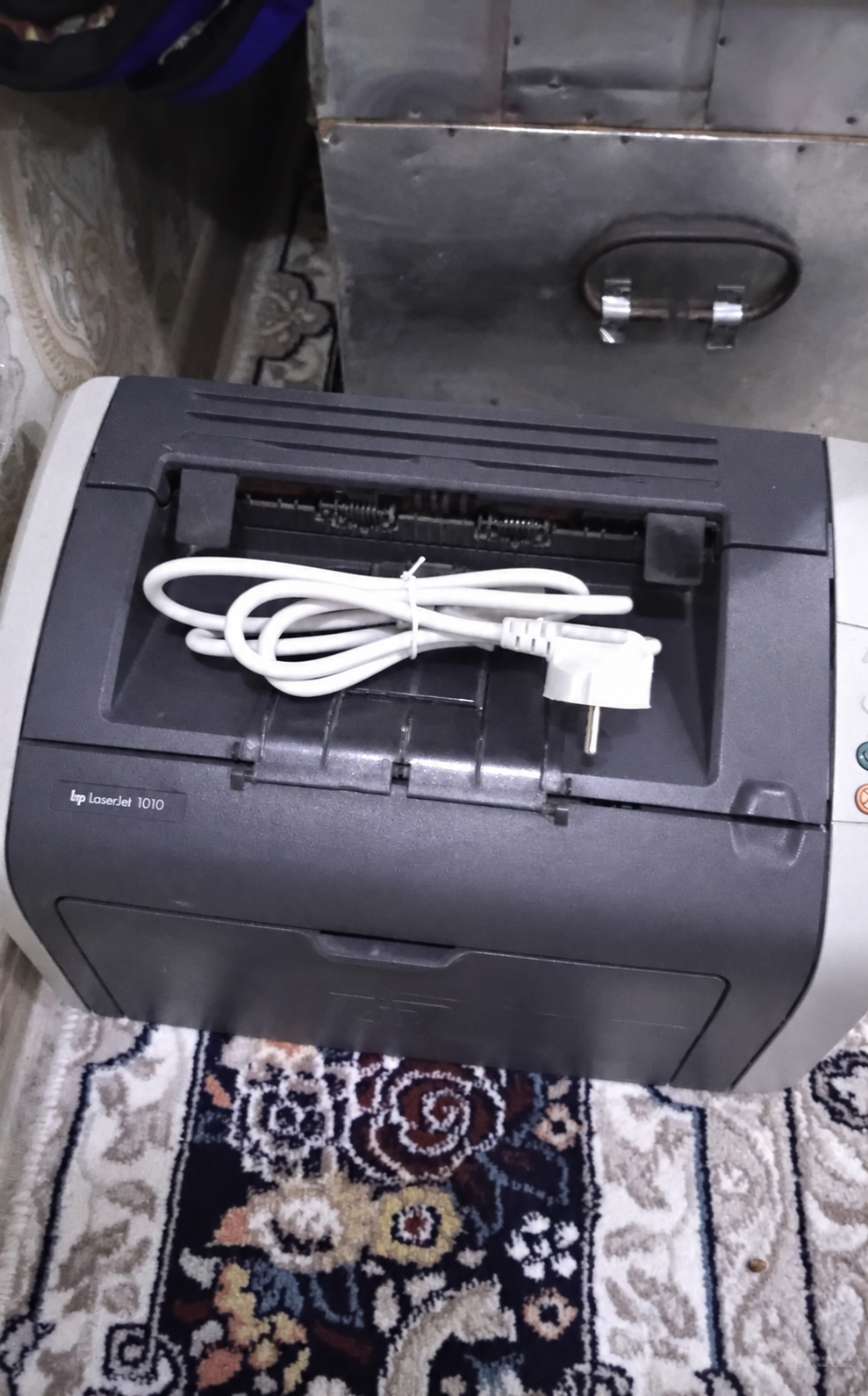 HP LaserJet 1010 image 1
