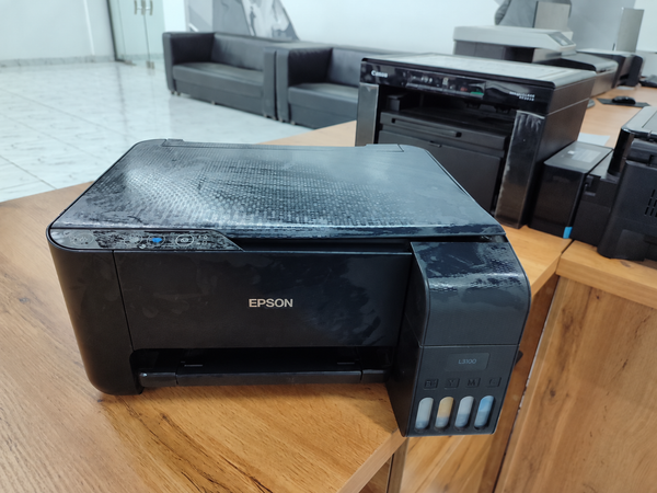 Epson L3100 blur bg