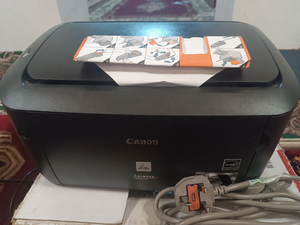 Canon i-SENSYS LBP6020B image 1 blur bg