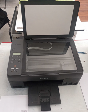 Rangli printer skaner kopiya image 1 blur bg