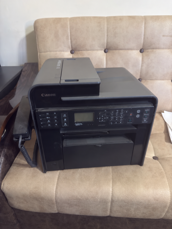 Canon i-SENSYS MF4750 blur bg