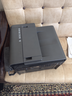 Canon i-SENSYS MF4750 image 2 blur bg