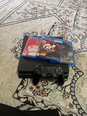 PlayStation 4 Slim 1 ТБ + 3 диска + джойстик image 0 blur bg