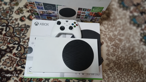 Xbox Series S 512 ГБ, как новый image 3 blur bg