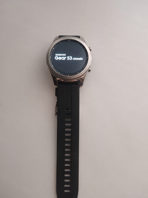 Samsung Gear S3 Classic LTE image 3 blur bg