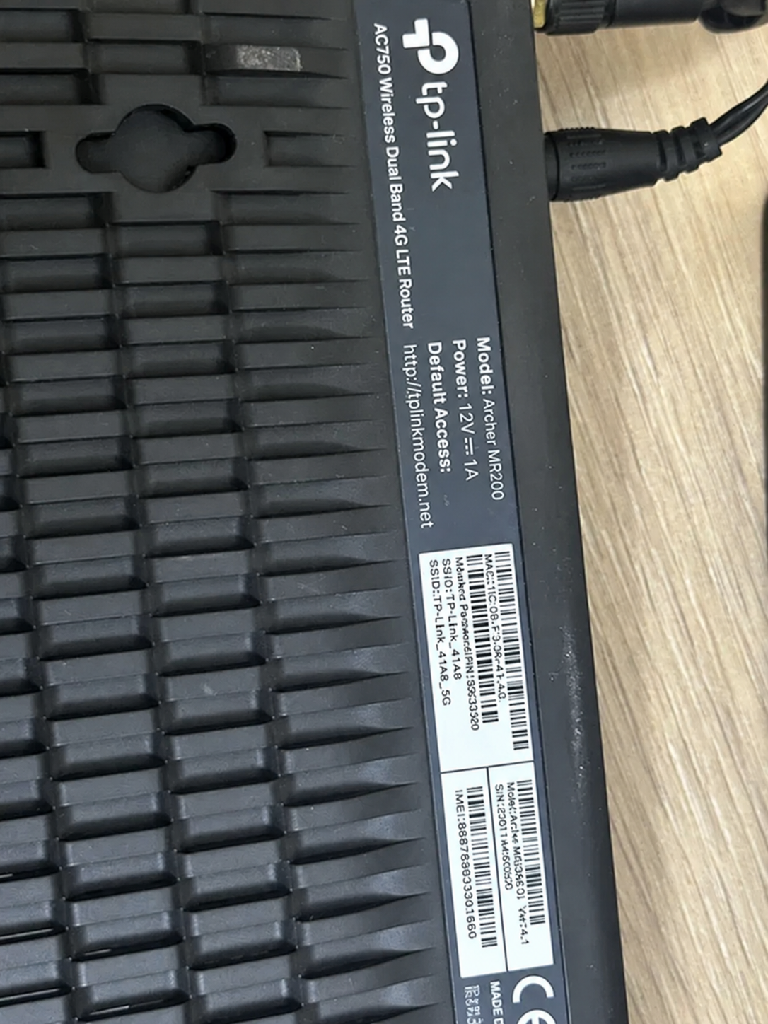 Wi-Fi роутер TP-Link Archer MR200 image 1