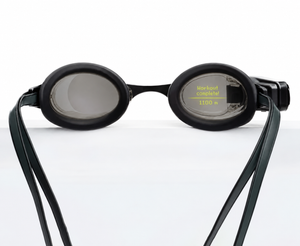 FORM Smart Swim 2 — умные очки для плавания image 1 blur bg